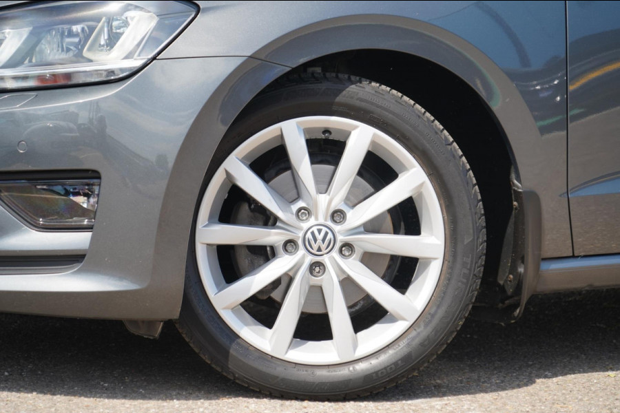 Volkswagen Golf Sportsvan 1.4 TSI Highline / Navi / Park Pilot / Bluetooth / Led / Vol opties / 87dkm!
