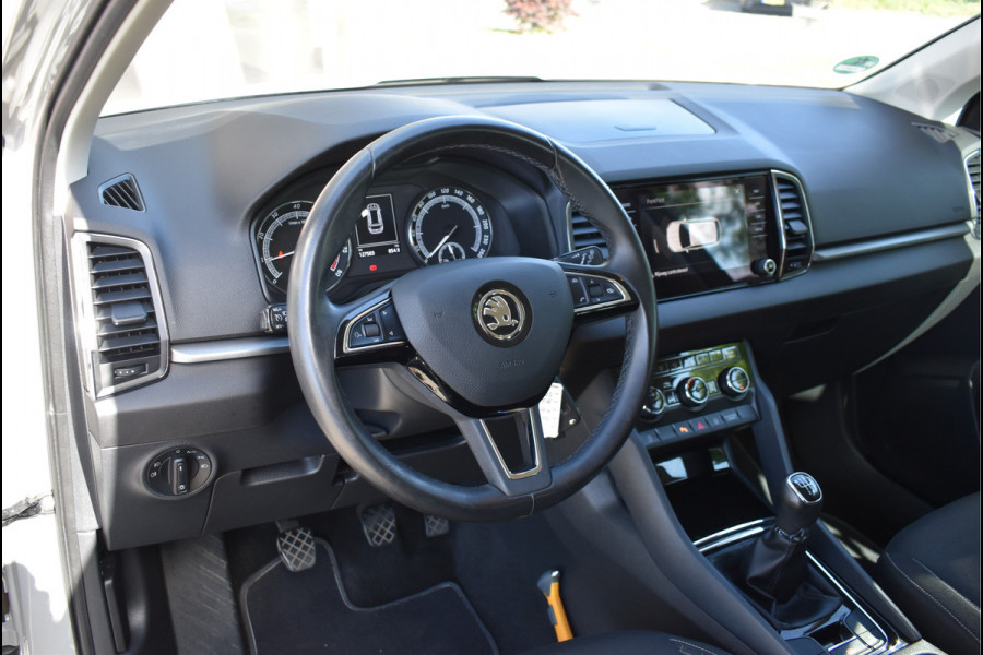 Škoda Karoq 1.5 TSI ACT Ambition Business / Trekhaak / PDC v+a / Carplay / Navigatie