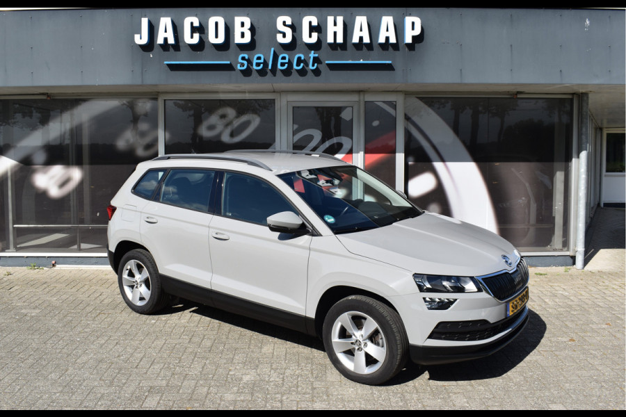Škoda Karoq 1.5 TSI ACT Ambition Business / Trekhaak / PDC v+a / Carplay / Navigatie