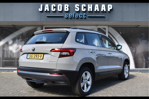 Škoda Karoq 1.5 TSI ACT Ambition Business / Trekhaak / PDC v+a / Carplay / Navigatie