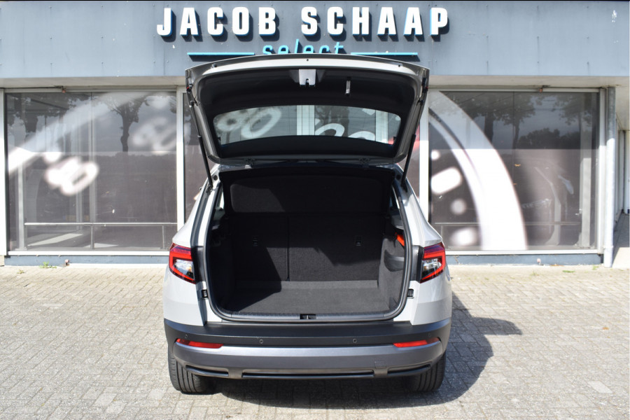 Škoda Karoq 1.5 TSI ACT Ambition Business / Trekhaak / PDC v+a / Carplay / Navigatie