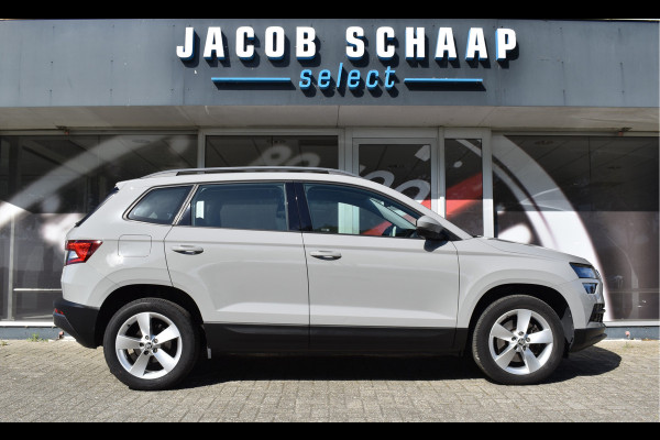 Škoda Karoq 1.5 TSI ACT Ambition Business / Trekhaak / PDC v+a / Carplay / Navigatie