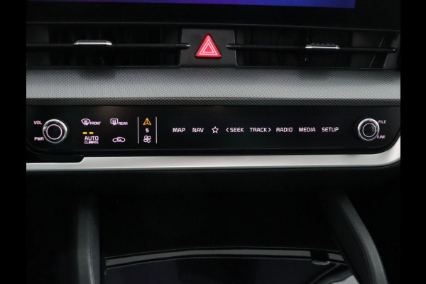 Kia Sportage 1.6 T-GDi MHEV DynamicPlusLine Apple Carplay/Android Auto - Elektrisch bedienbare voorstoelen - Elektrisch glazen panorama-dak - Navigatie - Fabrieksgarantie tot 02-2032