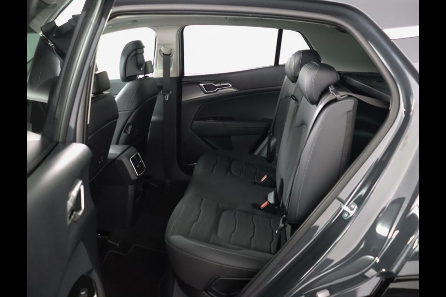 Kia Sportage 1.6 T-GDi MHEV DynamicPlusLine Apple Carplay/Android Auto - Elektrisch bedienbare voorstoelen - Elektrisch glazen panorama-dak - Navigatie - Fabrieksgarantie tot 02-2032