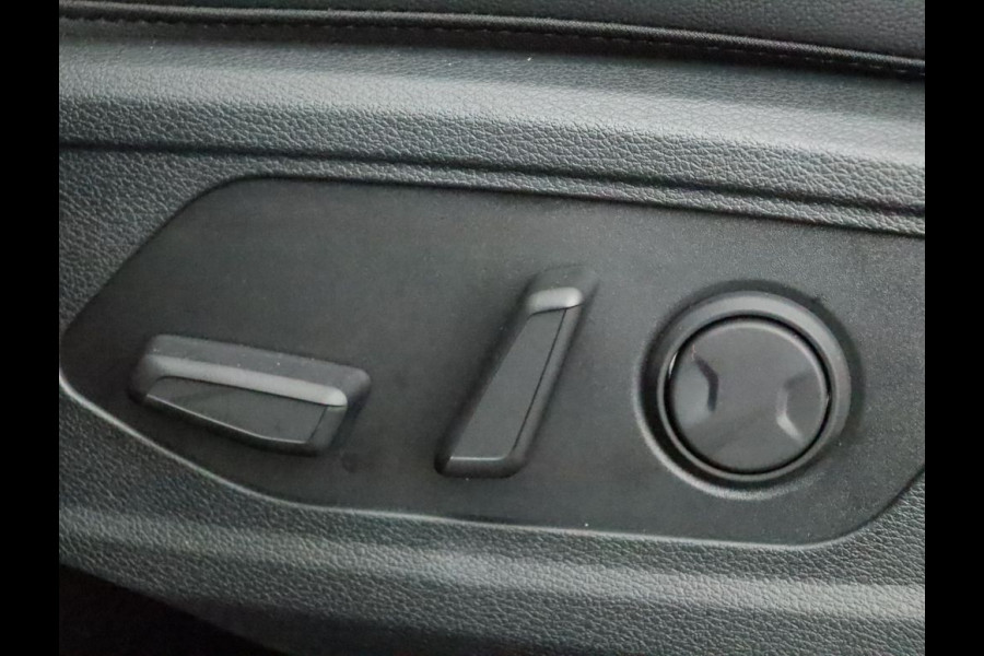 Kia Sportage 1.6 T-GDi MHEV DynamicPlusLine Apple Carplay/Android Auto - Elektrisch bedienbare voorstoelen - Elektrisch glazen panorama-dak - Navigatie - Fabrieksgarantie tot 02-2032