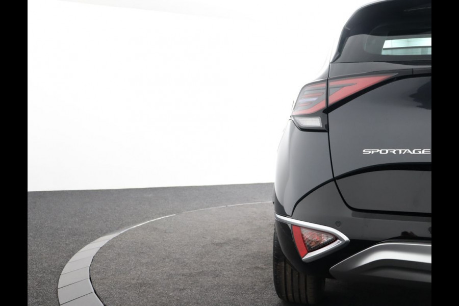 Kia Sportage 1.6 T-GDi MHEV DynamicPlusLine Apple Carplay/Android Auto - Elektrisch bedienbare voorstoelen - Elektrisch glazen panorama-dak - Navigatie - Fabrieksgarantie tot 02-2032