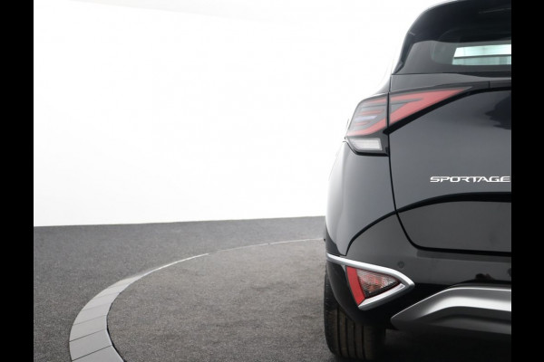 Kia Sportage 1.6 T-GDi MHEV DynamicPlusLine Apple Carplay/Android Auto - Elektrisch bedienbare voorstoelen - Elektrisch glazen panorama-dak - Navigatie - Fabrieksgarantie tot 02-2032