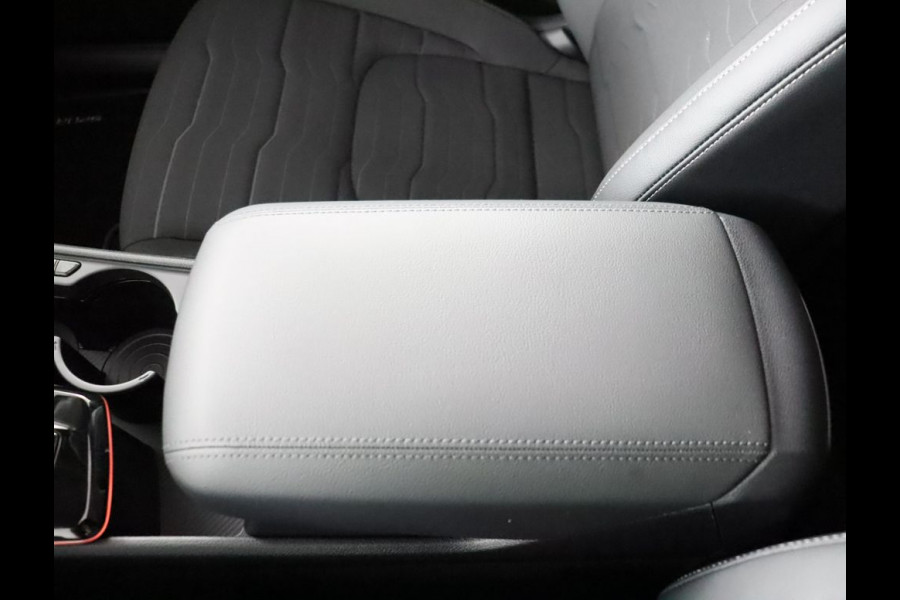 Kia Sportage 1.6 T-GDi MHEV DynamicPlusLine Apple Carplay/Android Auto - Elektrisch bedienbare voorstoelen - Elektrisch glazen panorama-dak - Navigatie - Fabrieksgarantie tot 02-2032