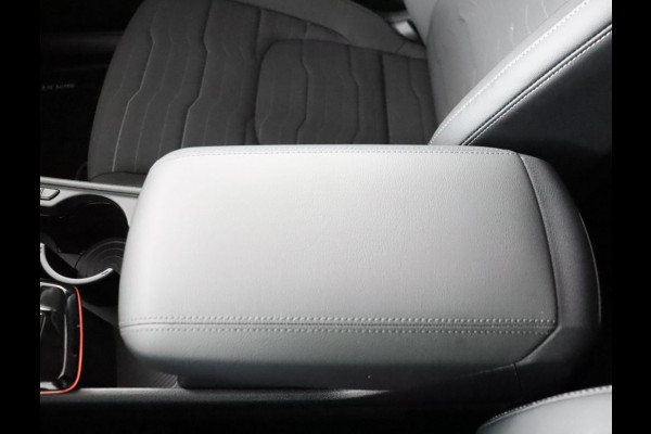 Kia Sportage 1.6 T-GDi MHEV DynamicPlusLine Apple Carplay/Android Auto - Elektrisch bedienbare voorstoelen - Elektrisch glazen panorama-dak - Navigatie - Fabrieksgarantie tot 02-2032