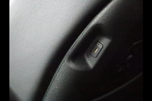Kia Sportage 1.6 T-GDi MHEV DynamicPlusLine Apple Carplay/Android Auto - Elektrisch bedienbare voorstoelen - Elektrisch glazen panorama-dak - Navigatie - Fabrieksgarantie tot 02-2032