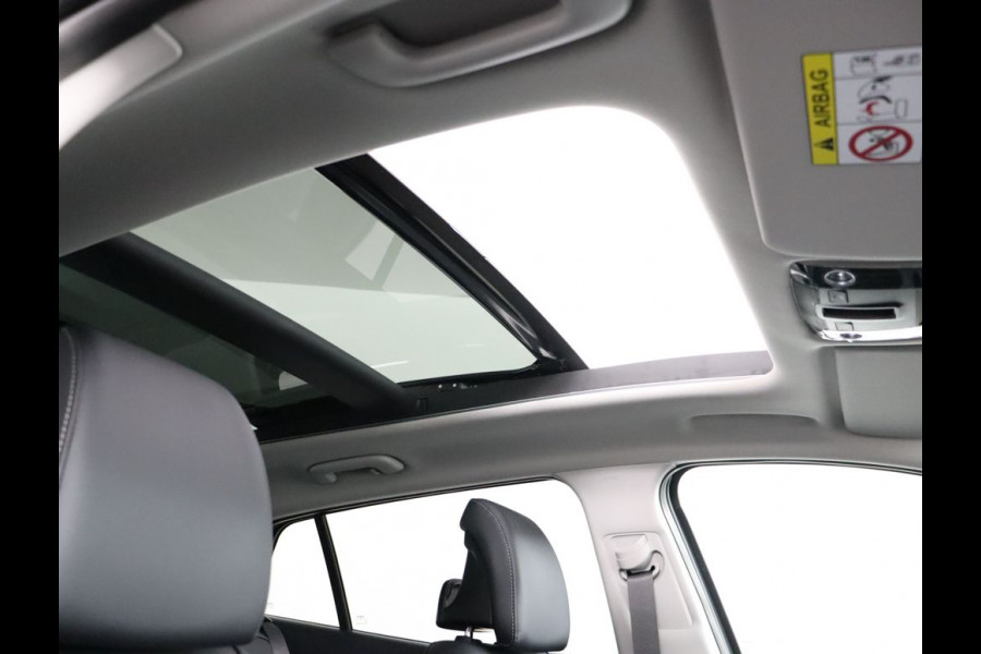 Kia Sportage 1.6 T-GDi MHEV DynamicPlusLine Apple Carplay/Android Auto - Elektrisch bedienbare voorstoelen - Elektrisch glazen panorama-dak - Navigatie - Fabrieksgarantie tot 02-2032