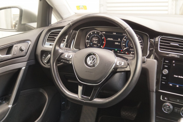 Volkswagen Golf Variant 1.5 TSI 150pk DSG Highline -PANO-LED-ECC-CAM-