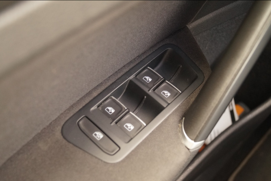 Volkswagen Golf Variant 1.5 TSI 150pk DSG Highline -PANO-LED-ECC-CAM-