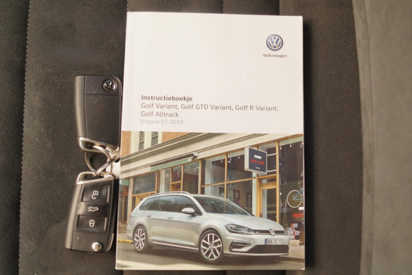 Volkswagen Golf Variant 1.5 TSI 150pk DSG Highline -PANO-LED-ECC-CAM-