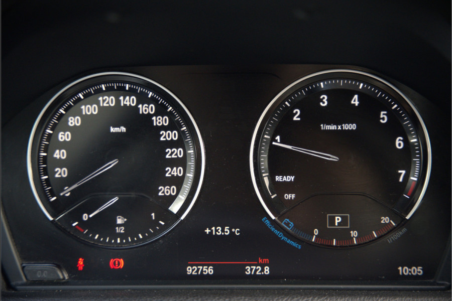 BMW 1-serie 118i High Executive M Sport | Stoelverwarming | Navigatie | Cruise Control | Keyless | LCI2 | Parkeersensoren | DAB | Shadow Line | M Sport Remmen | HIFI | LED
