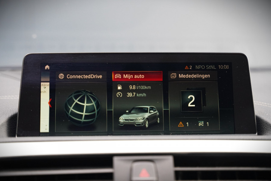 BMW 1-serie 118i High Executive M Sport | Stoelverwarming | Navigatie | Cruise Control | Keyless | LCI2 | Parkeersensoren | DAB | Shadow Line | M Sport Remmen | HIFI | LED