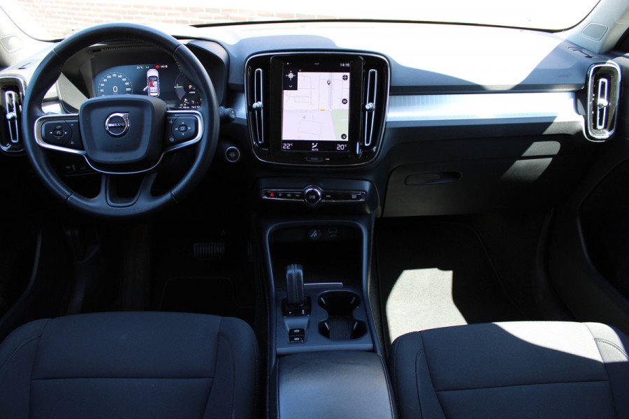 Volvo XC40 1.5 T5 Recharge Inscription expression | Navigatie | Led | Keyless