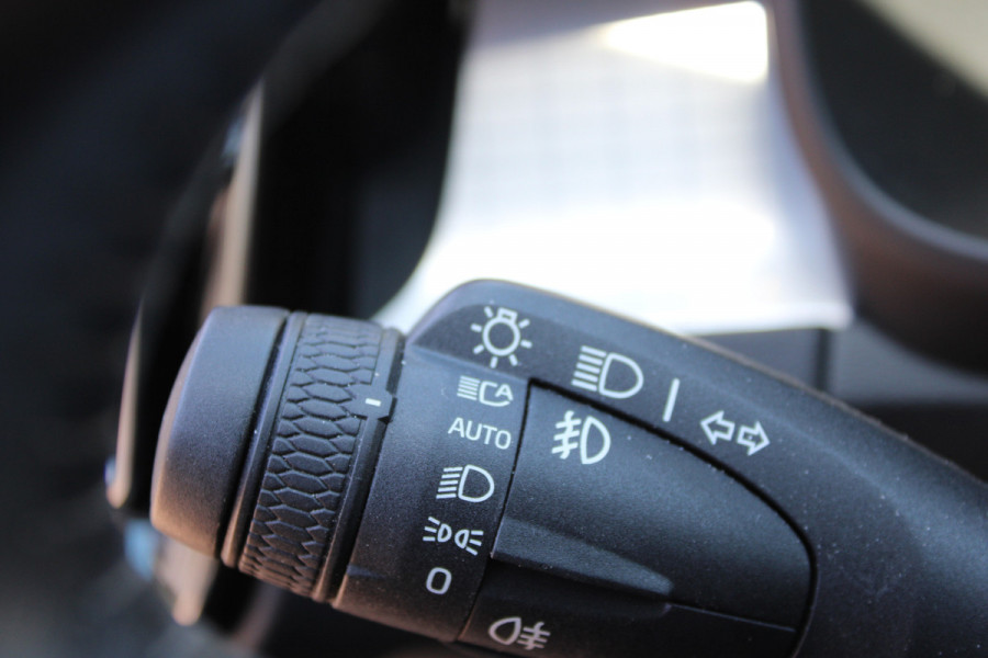 Volvo XC40 1.5 T5 Recharge Inscription expression | Navigatie | Led | Keyless