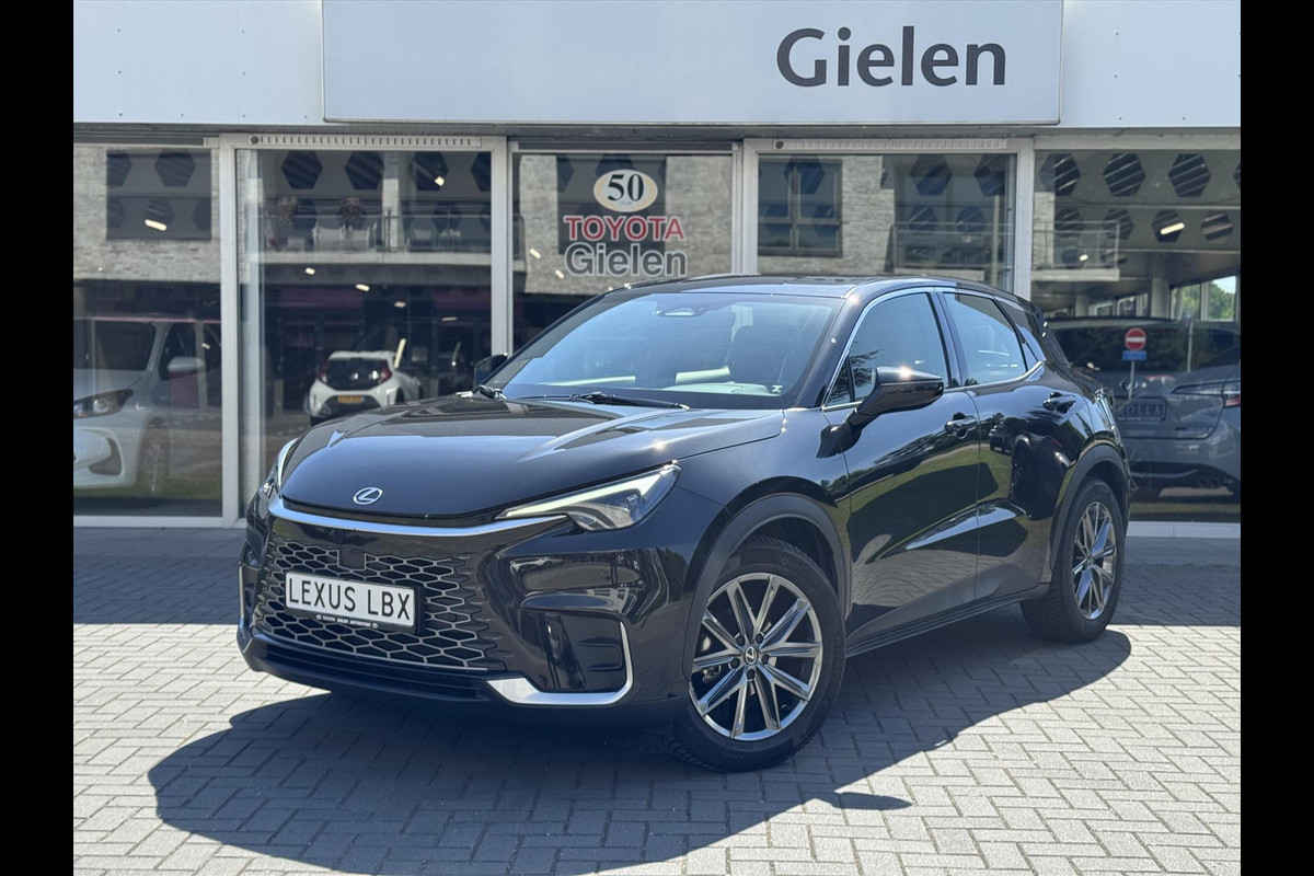 Lexus LBX 1.5 Hybrid Elegant | Eerste eigenaar, Stoel + Stuurverwarming, 18 inch, Dodehoekherkenning, Parkeersensoren Lexus LBX 1.5 Hybrid Elegant | Eerste eigenaar, Stoel + Stuurverwarming, 18 inch, Dodehoekherkenning, Parkeersensoren