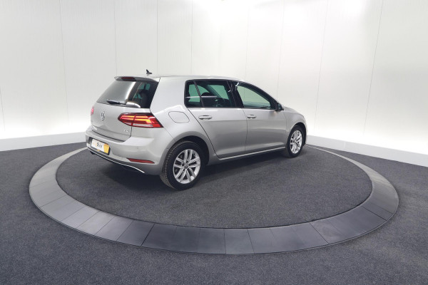 Volkswagen Golf 1.0 TSI Highline | Adaptieve Cruise Control | Apple Carplay | Parkeersensoren | Stoelverwarming