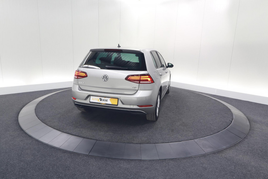 Volkswagen Golf 1.0 TSI Highline | Adaptieve Cruise Control | Apple Carplay | Parkeersensoren | Stoelverwarming