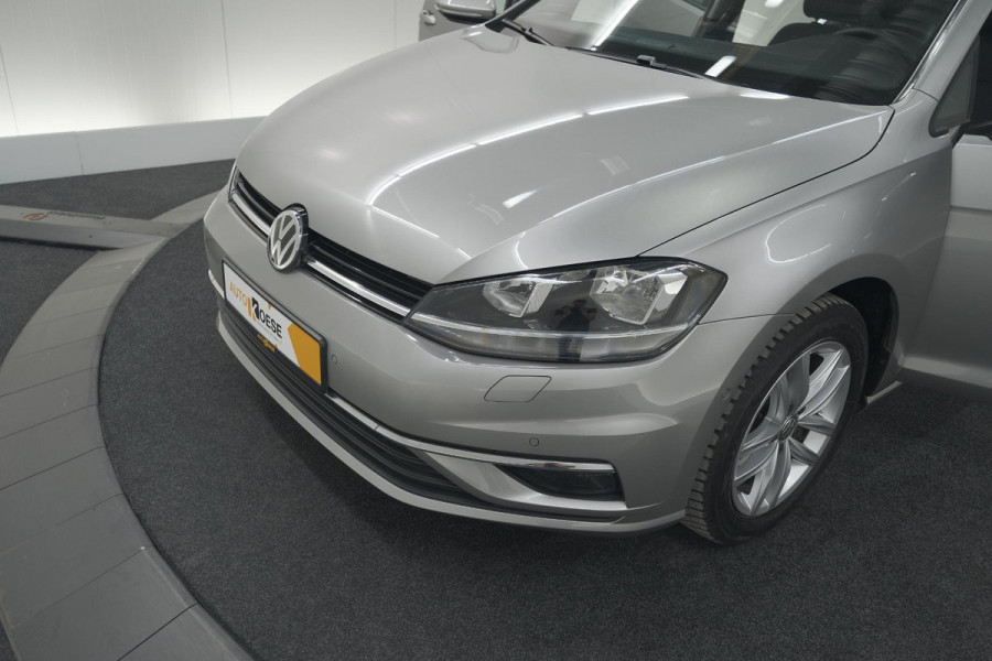 Volkswagen Golf 1.0 TSI Highline | Adaptieve Cruise Control | Apple Carplay | Parkeersensoren | Stoelverwarming