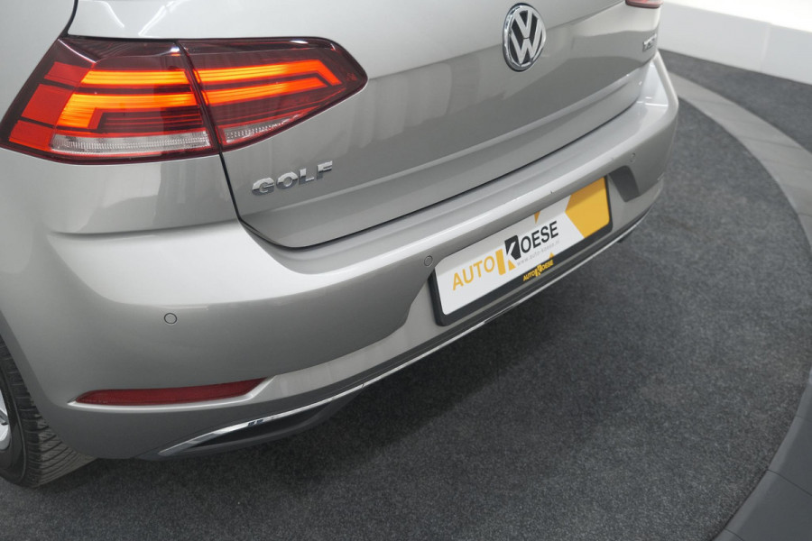 Volkswagen Golf 1.0 TSI Highline | Adaptieve Cruise Control | Apple Carplay | Parkeersensoren | Stoelverwarming