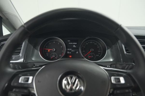 Volkswagen Golf 1.0 TSI Highline | Adaptieve Cruise Control | Apple Carplay | Parkeersensoren | Stoelverwarming