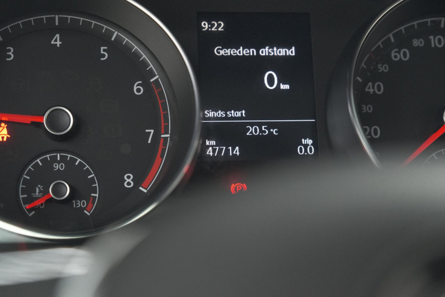 Volkswagen Golf 1.0 TSI Highline | Adaptieve Cruise Control | Apple Carplay | Parkeersensoren | Stoelverwarming