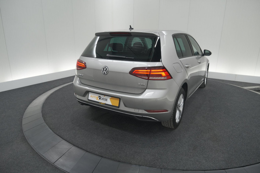 Volkswagen Golf 1.0 TSI Highline | Adaptieve Cruise Control | Apple Carplay | Parkeersensoren | Stoelverwarming