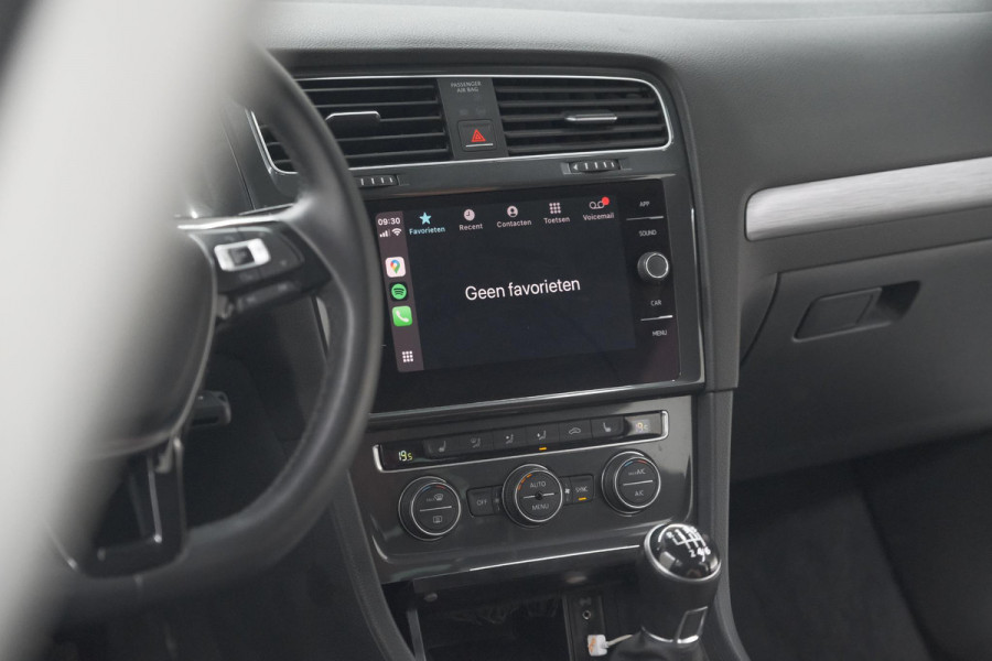 Volkswagen Golf 1.0 TSI Highline | Adaptieve Cruise Control | Apple Carplay | Parkeersensoren | Stoelverwarming