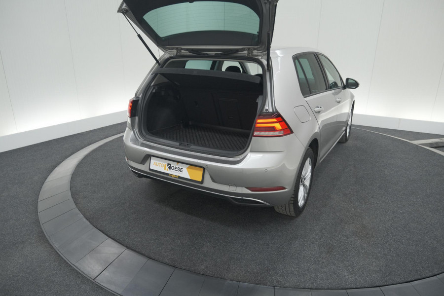 Volkswagen Golf 1.0 TSI Highline | Adaptieve Cruise Control | Apple Carplay | Parkeersensoren | Stoelverwarming