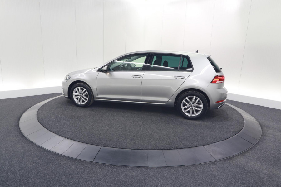 Volkswagen Golf 1.0 TSI Highline | Adaptieve Cruise Control | Apple Carplay | Parkeersensoren | Stoelverwarming