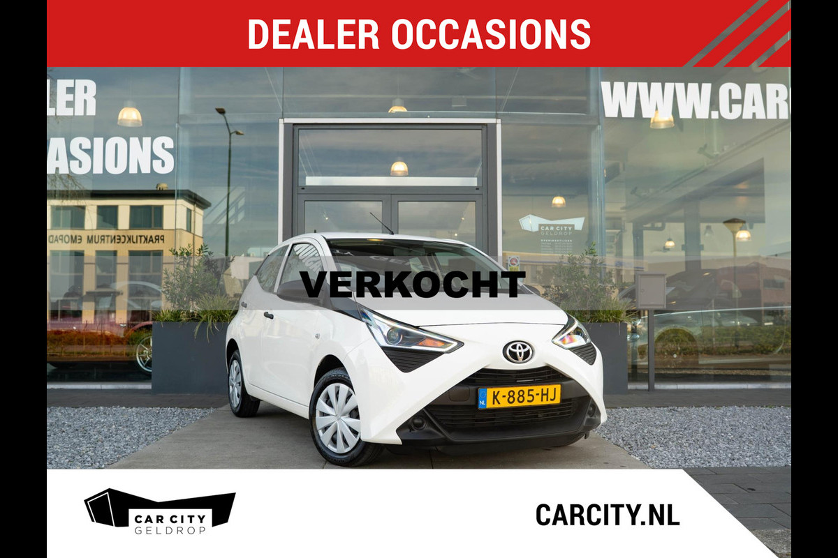 Toyota Aygo 1.0 VVT-i x-fun / Bluetooth / Speedlimiter / Airconditioning / LED Toyota Aygo 1.0 VVT-i x-fun / Bluetooth / Speedlimiter / Airconditioning / LED