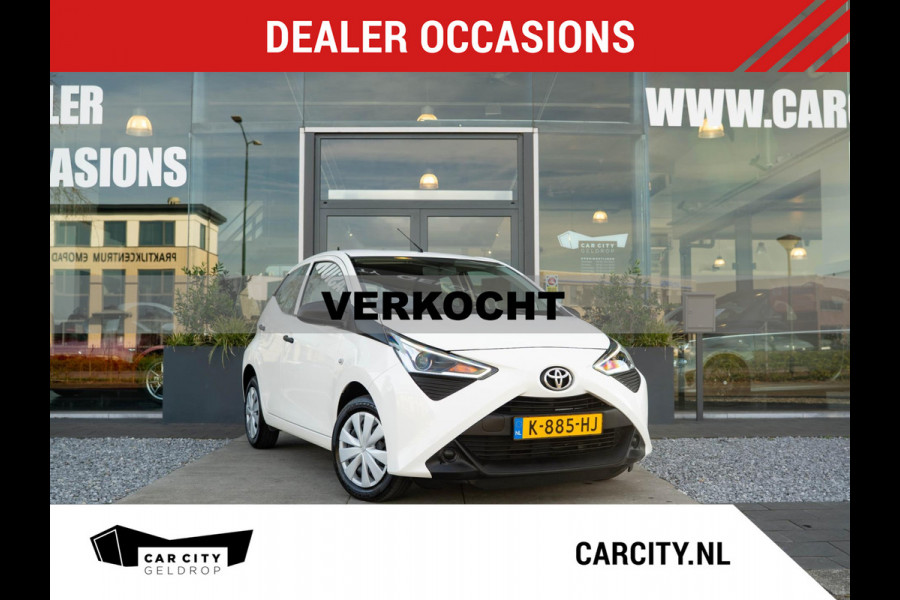 Toyota Aygo 1.0 VVT-i x-fun / Bluetooth / Speedlimiter / Airconditioning / LED