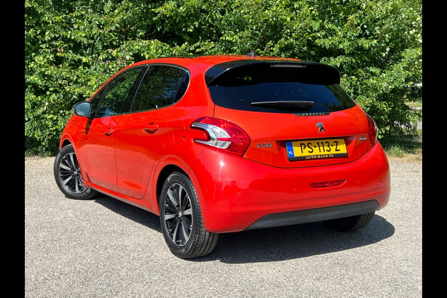 Peugeot 208 1.2 PureTech Allure | Pano + Cruise + Navi |