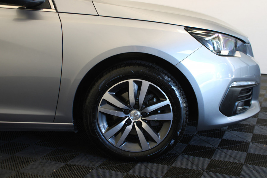 Peugeot 308 1.2 PureTech Allure |Camera|Navi|