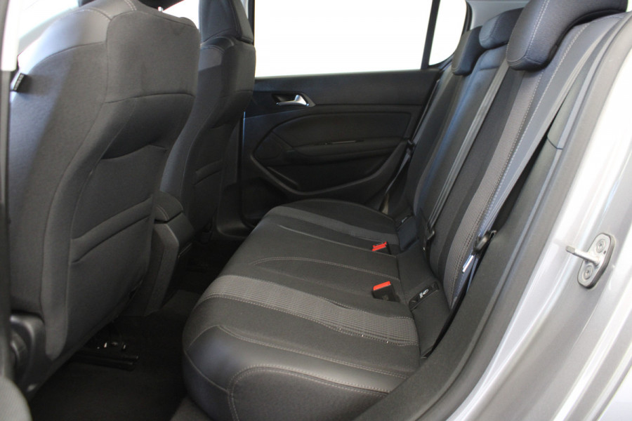 Peugeot 308 1.2 PureTech Allure |Camera|Navi|