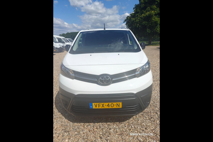 Toyota ProAce Worker 2.0 D-4D Cool Comfort , lang , Euro 6 , 1e eig , in super staat , Apk 5-2026