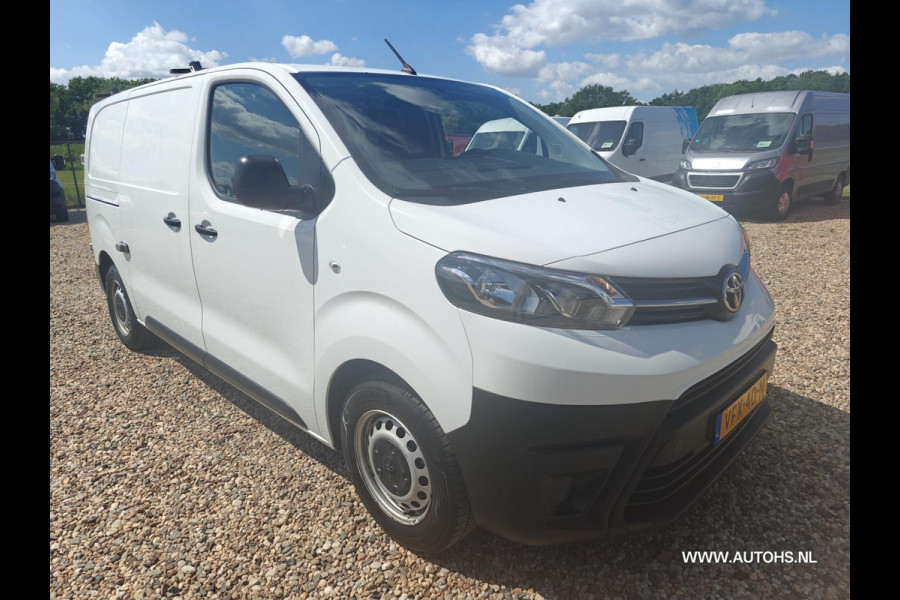 Toyota ProAce Worker 2.0 D-4D Cool Comfort , lang , Euro 6 , 1e eig , in super staat , Apk 5-2026