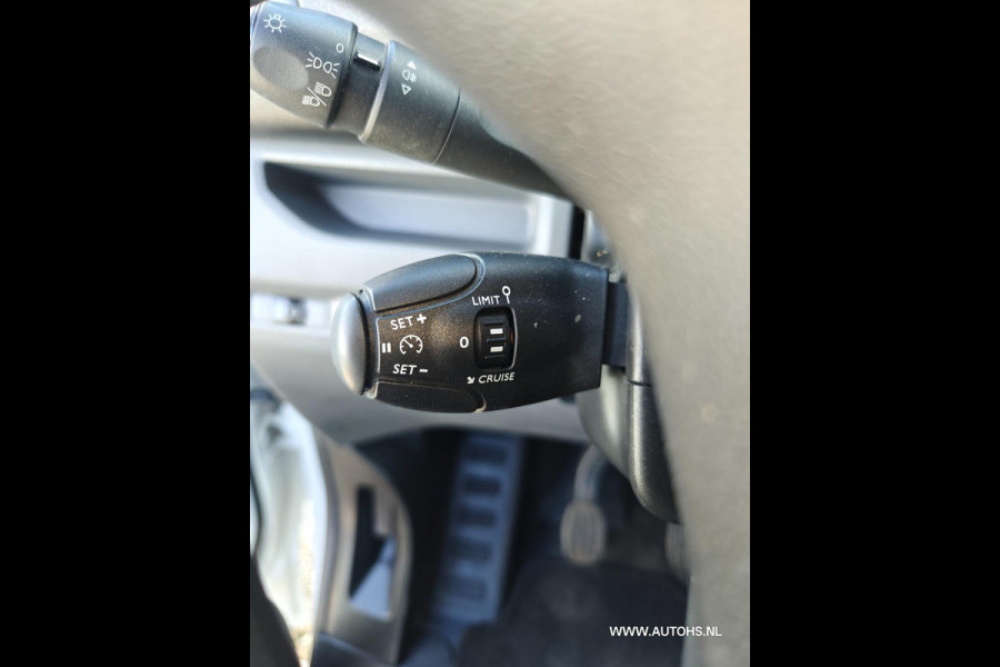 Toyota ProAce Worker 2.0 D-4D Cool Comfort , lang , Euro 6 , 1e eig , in super staat , Apk 5-2026