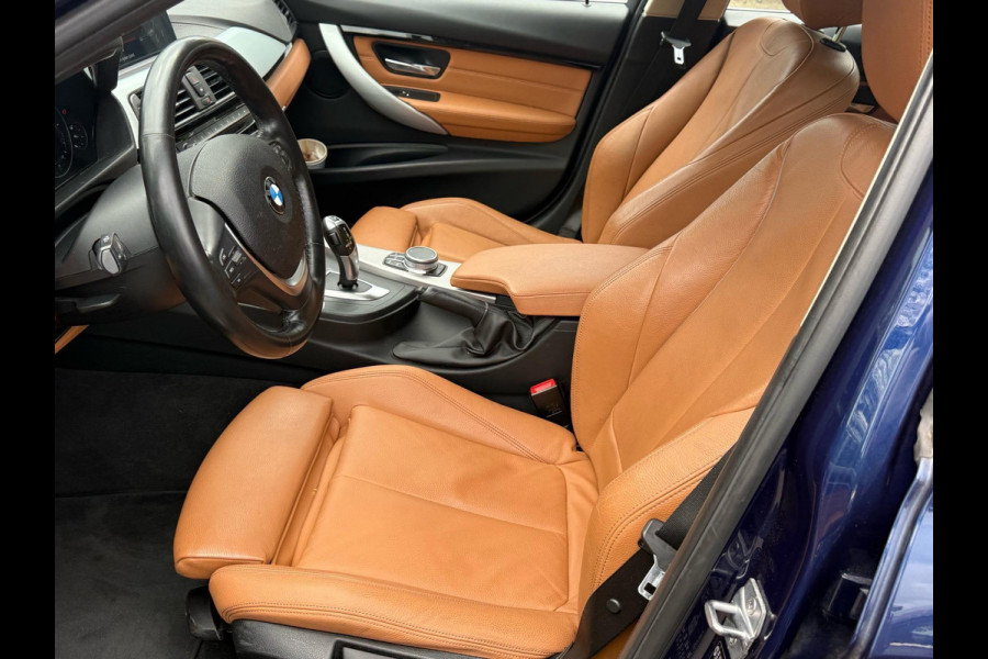 BMW 3 Serie Touring 318i Edition Luxury Line Purity Executive 136pk Automaat | Lederen Bekleding