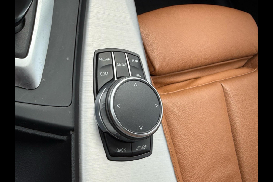 BMW 3 Serie Touring 318i Edition Luxury Line Purity Executive 136pk Automaat | Lederen Bekleding