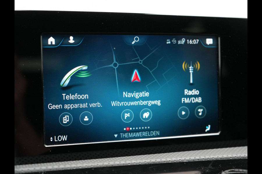Mercedes-Benz CLA-Klasse Shooting Brake 250 e AMG Plug In Hybrid 218PK PHEV | Navigatie | Sfeerverlichting | Alcantara Sportstoelen | DAB