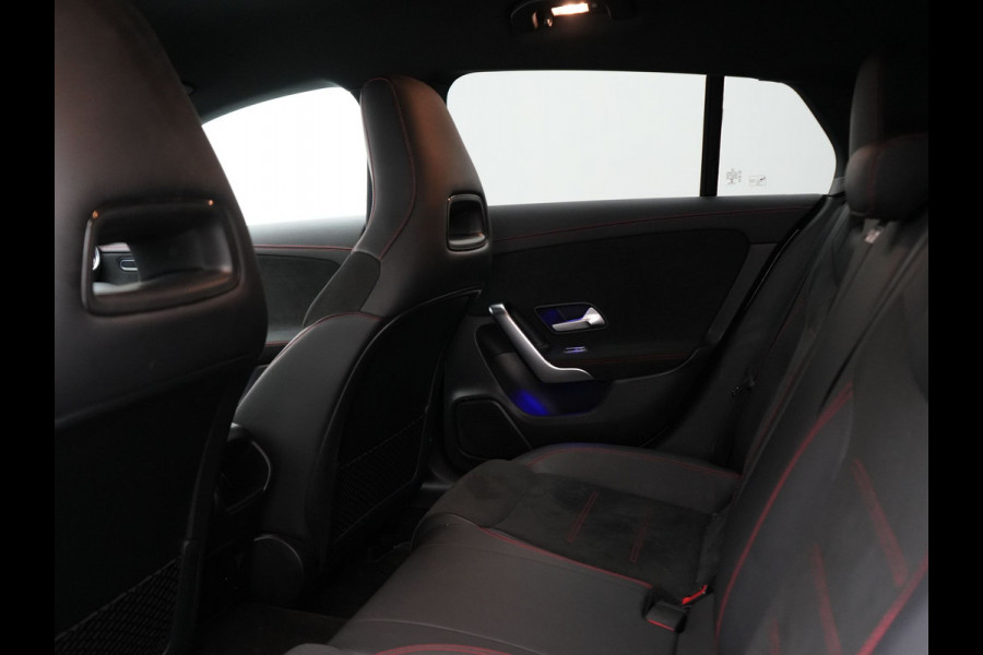 Mercedes-Benz CLA-Klasse Shooting Brake 250 e AMG Plug In Hybrid 218PK PHEV | Navigatie | Sfeerverlichting | Alcantara Sportstoelen | DAB