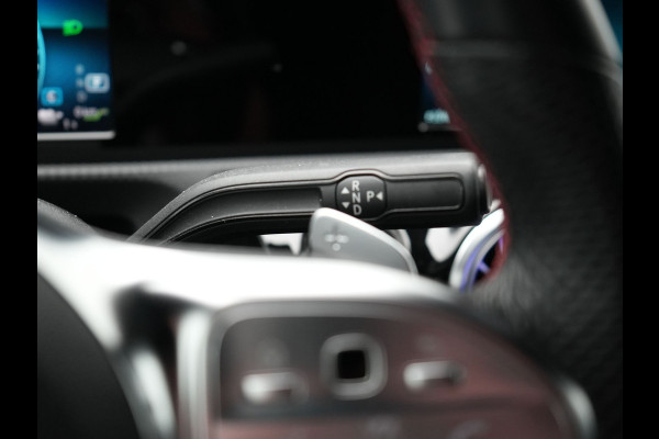 Mercedes-Benz CLA-Klasse Shooting Brake 250 e AMG Plug In Hybrid 218PK PHEV | Navigatie | Sfeerverlichting | Alcantara Sportstoelen | DAB