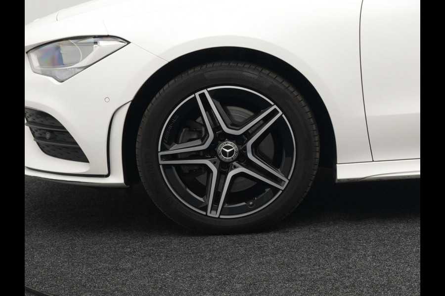 Mercedes-Benz CLA-Klasse Shooting Brake 250 e AMG Plug In Hybrid 218PK PHEV | Navigatie | Sfeerverlichting | Alcantara Sportstoelen | DAB