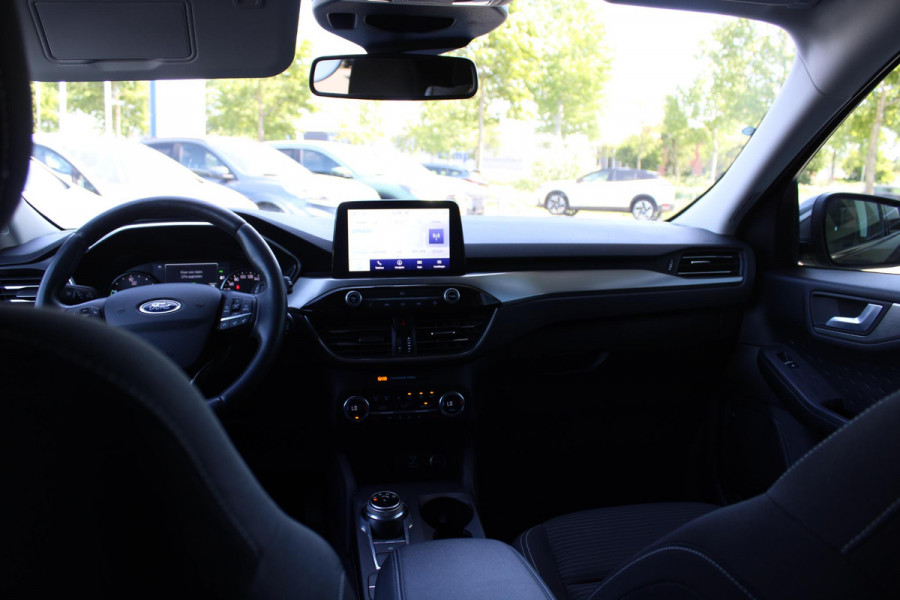 Ford Kuga 2.5 PHEV Titanium | Adaptive cruise control | Winter Pack | Dodehoeksensoren