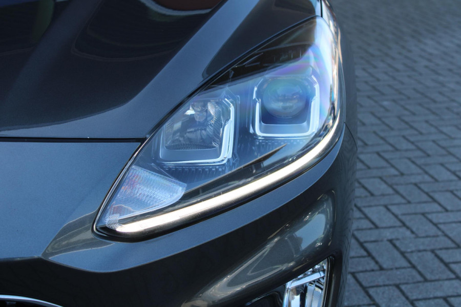 Ford Kuga 2.5 PHEV Titanium | Adaptive cruise control | Winter Pack | Dodehoeksensoren