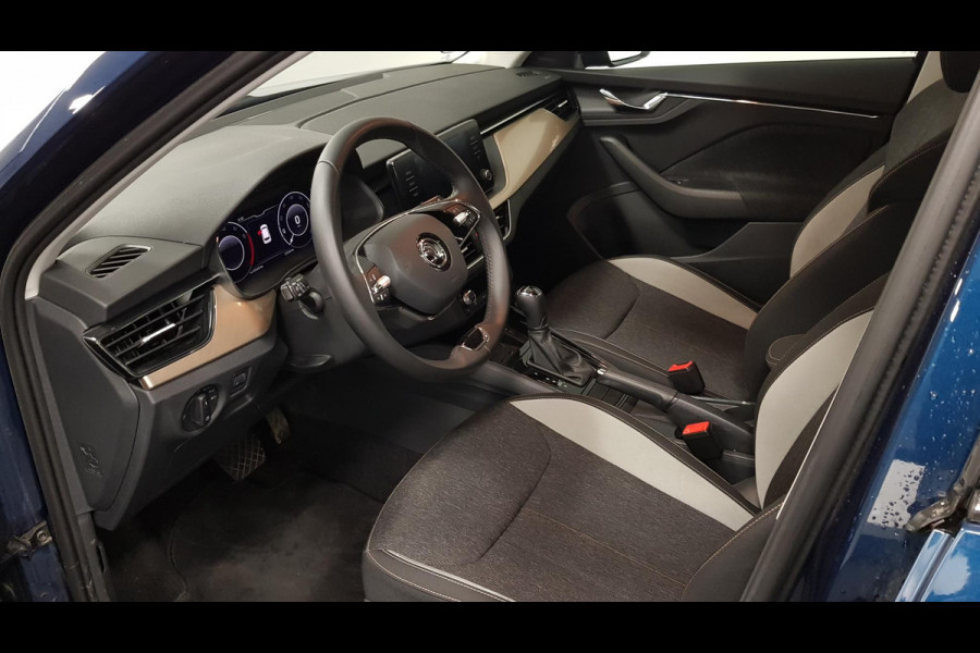 Škoda Kamiq 1.0 TSI DSG Style | Navigatie | Lane Assist | Cruise Control | Elektrische Achterklep | Lichtmetalen Velgen | LED | DAB | Climatronic |